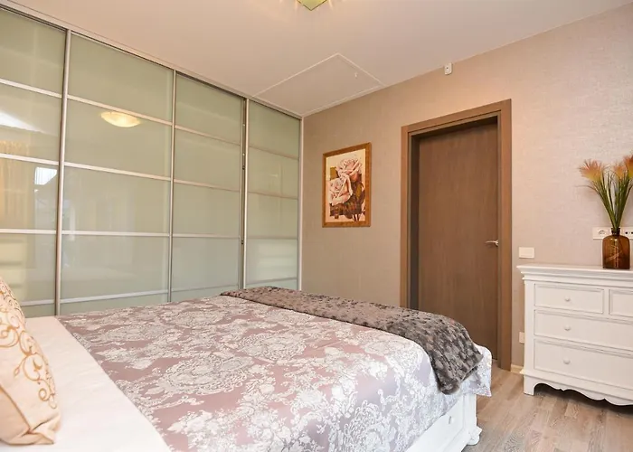 Apartamentai Sviesa Appartamento *